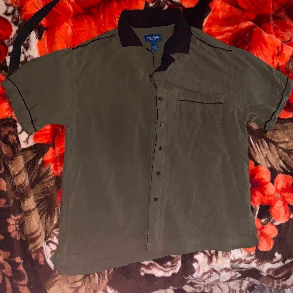 (Arizona Jean co) collard short sleeve shirt (L)